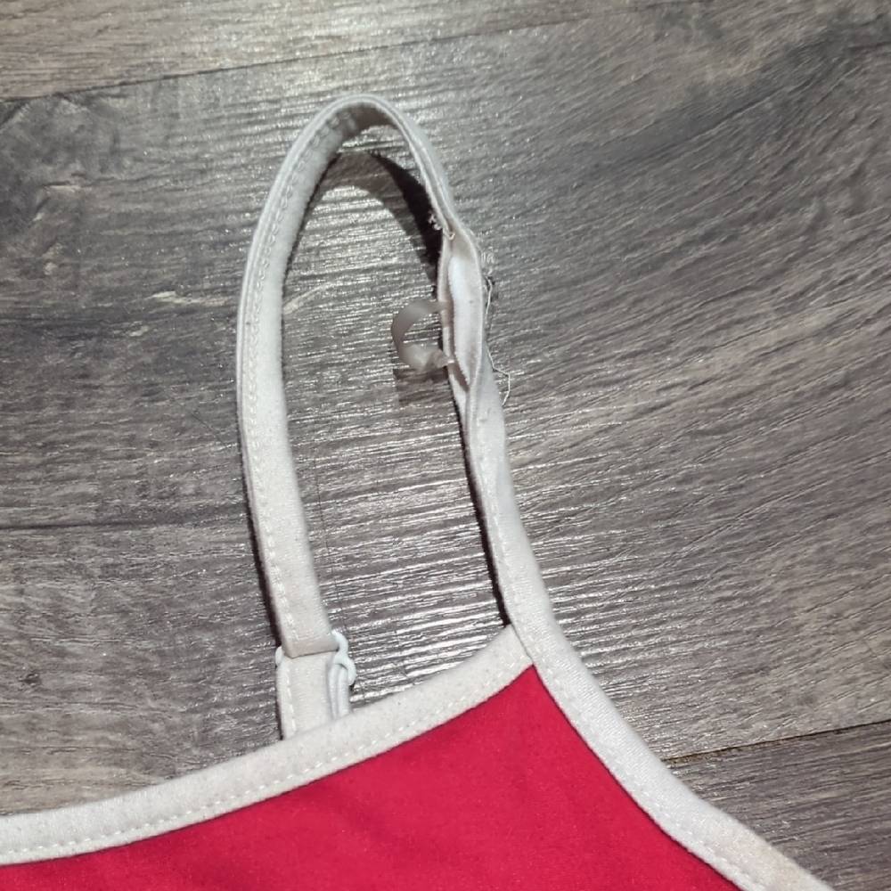 Assorted Tank Tops Collection - Picture 8 of 12